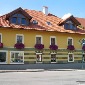 Gasthof Zur Post Hotel Schörfling Exterior photo