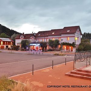Logis Hotel Des Lacs Celles-sur-Plaine Exterior photo