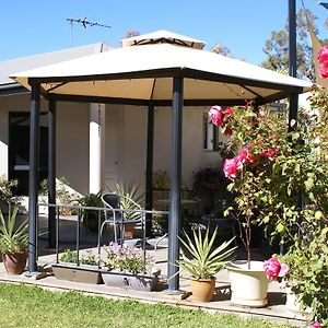 A Good Rest B & B Alice Springs Exterior photo