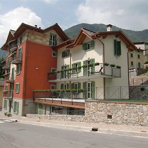 Ar Mountains Lodge Villachiara Branzi Exterior photo