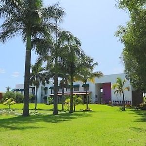 Radisson Hotel Cuernavaca Exterior photo