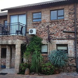 Tsessebe Guesthouse Bloemfontein Exterior photo
