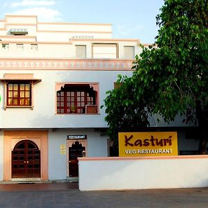 Hotel Kishan Kunj Kota  Exterior photo