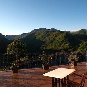 Hotel El Mirador De Fuentes Del Narcea Moncó Exterior photo