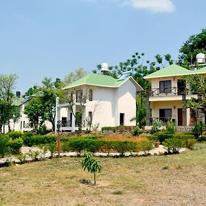 Hotel The Corbett Green Jim Corbett National Park Exterior photo