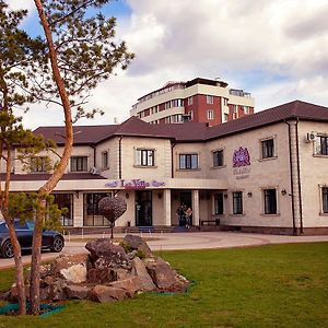 Park Hotel Karagandy Exterior photo