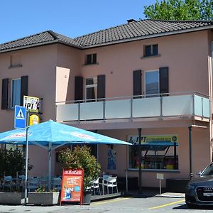 Hotel Osteria Centrale Cadenazzo Exterior photo