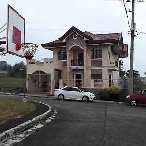 Torente Vacation House Tagaytay City Exterior photo