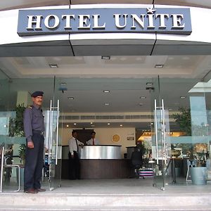 Hotel Unite Pathānkot Exterior photo