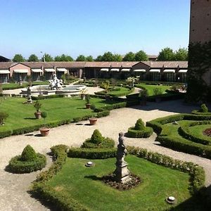 Hotel Castello Di San Gaudenzio Pavía Exterior photo