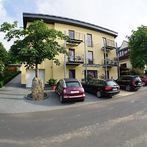 Gaestehaus Jufferpanorama Brauneberg Exterior photo
