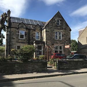 Dunclutha Guest House Leven  Exterior photo