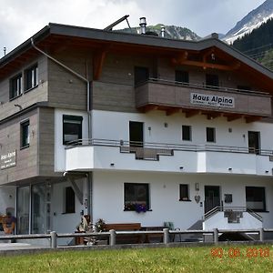 Gastehaus Alpina Hotel Sankt Anton am Arlberg Exterior photo