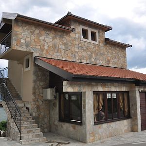 Ostroske Grede Bed and Breakfast Nikšić Exterior photo