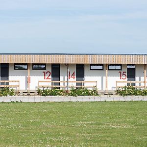 Hotel L'Aerodrome De La Baie De Somme Buigny-Saint-Maclou Exterior photo