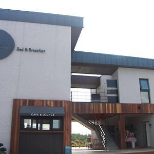 Hotel Ojori Bnb Oso-ri Exterior photo