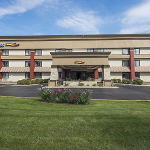 Hotel Baymont By Wyndham Chicago/Alsip Exterior photo