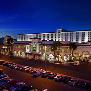 Gold Coast Hotel y Casino Las Vegas Exterior photo
