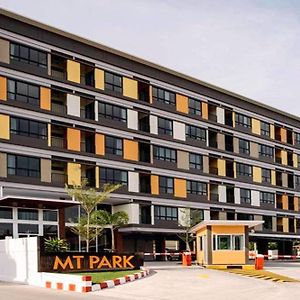 Apartamento MT Park Residencia Chonburi Exterior photo