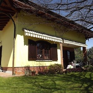 Il Gelsomino Bed and Breakfast Ferno Exterior photo