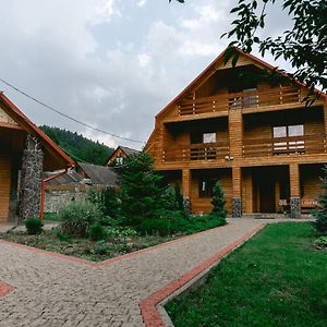 Kryvyi Brid Villa Yaremche Exterior photo