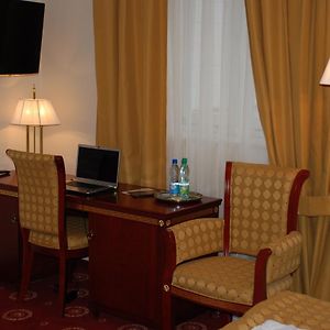 Hotel Holiday Park Varsovia Room photo