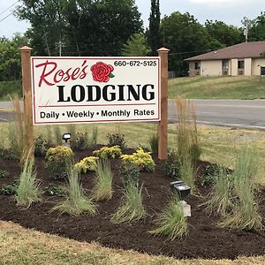 Rose'S Lodging Hotel Boonville Exterior photo