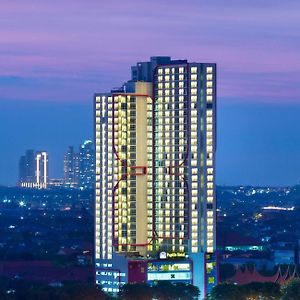 Best Western Papilio Hotel Surabaya Exterior photo