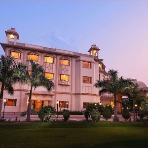 KK Royal Hotel&Centro de Convenciones Jaipur Exterior photo