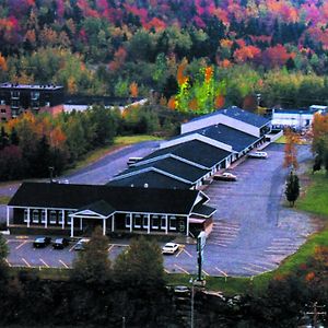 Hotel Auberge La Rocaille Shawinigan Exterior photo