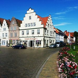 Hotel Pension Marktblick Friedrichstadt Exterior photo