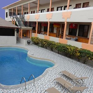 Hotel Garant & Suites Boca Chica Exterior photo