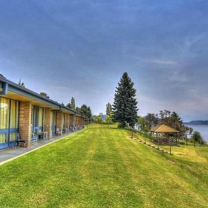 Lake Jindabyne Hotel Exterior photo