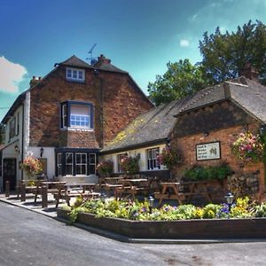 The Black Horse Inn Maidstone Exterior photo