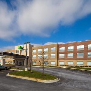 Holiday Inn Express & Suites Alpena - Downtown, An Ihg Hotel Exterior photo