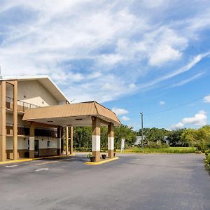 Rodeway Inn Fairgrounds-Casino Tampa Exterior photo