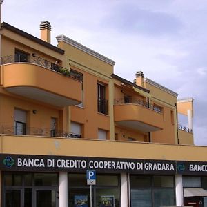 Hotel Mary Al Tramonto Rosso Tavullia Exterior photo