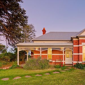 Royal Standard Farm Villa Daylesford Exterior photo