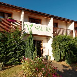 Hotel Valery Montélier Exterior photo