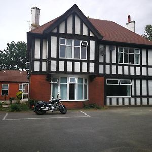 Abbey Lodge Selby Exterior photo