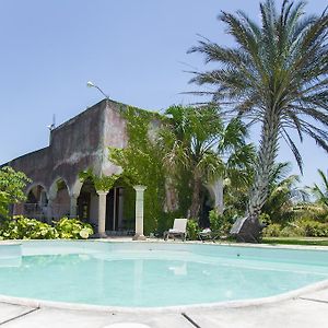 Hotel Hacienda Tepich Casa Vargas Mérida Exterior photo