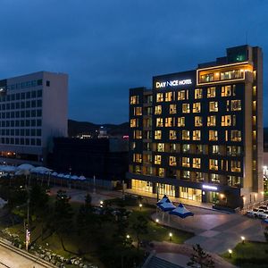 Daynice Hotel Boryeong Exterior photo