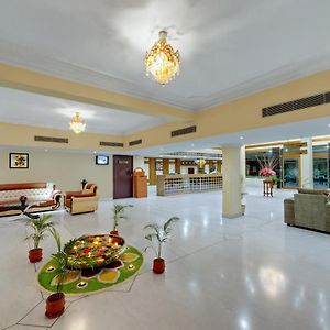 Srm Hotel Maraimalai Nagar Chennai Gūduvāncheri Exterior photo