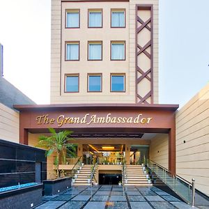 The Grand Ambassador Hotel Phagwāra Exterior photo