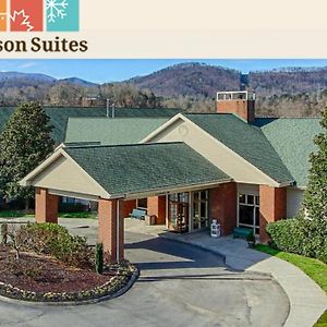 All Season Suites Pigeon Forge Exterior photo