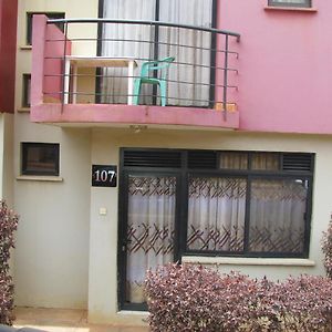 Apartamento Kensington Luxury Heights H107 Kampala Exterior photo