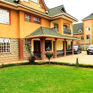 Stanjo Karen Suites Nairobi Exterior photo