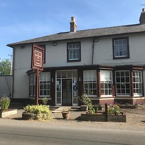 Hotel The Penruddocke Arms Dinton  Exterior photo