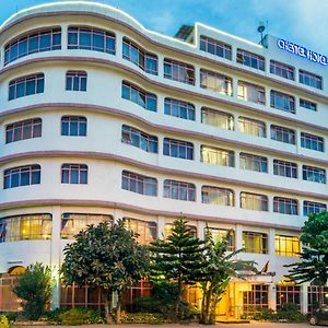 Chester Hotel Nakuru Exterior photo