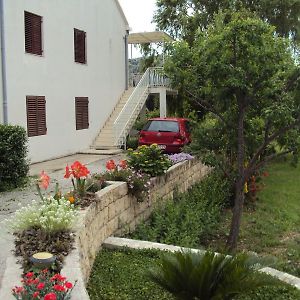 Apartment Garden Srebreno Exterior photo